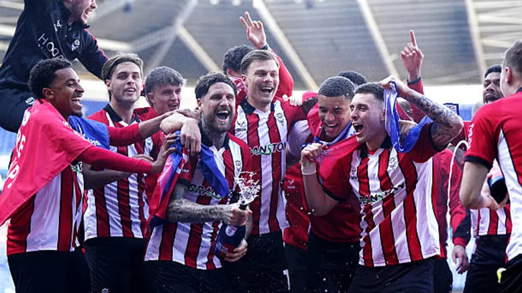 Lincoln City Kembali ke Championship